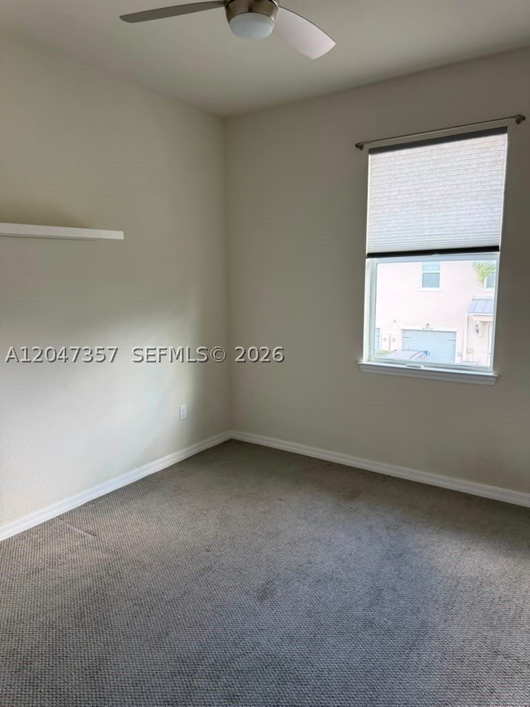 HILLCREST COUNTRY CLUB NO - Residential Lease