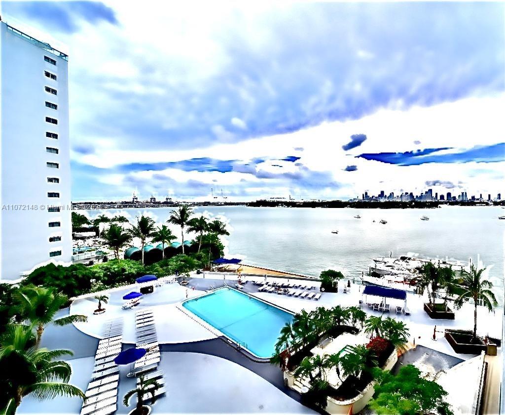 MIRADOR 1200 CONDO - Residential