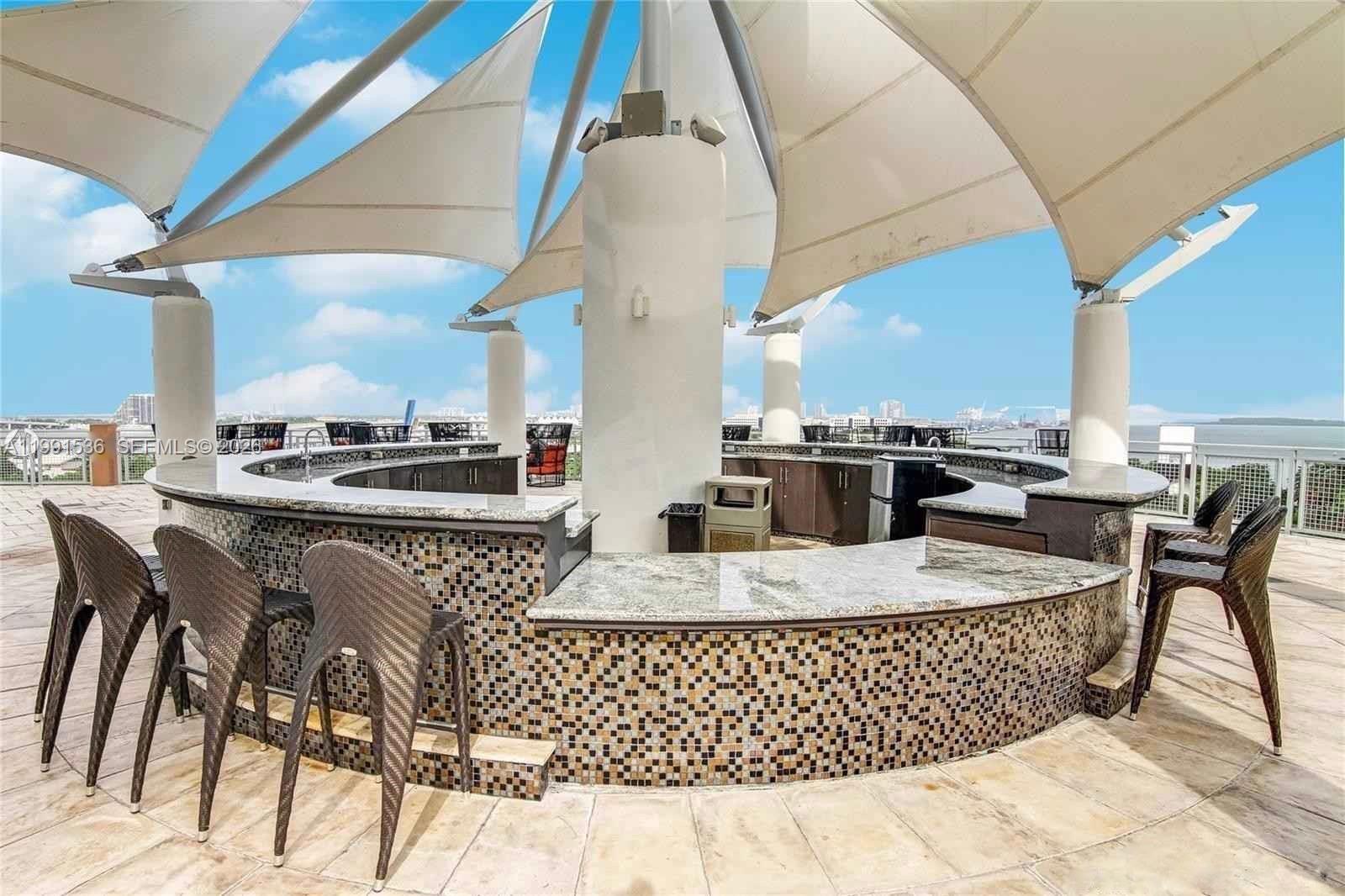 VIZCAYNE NORTH CONDO - Residential