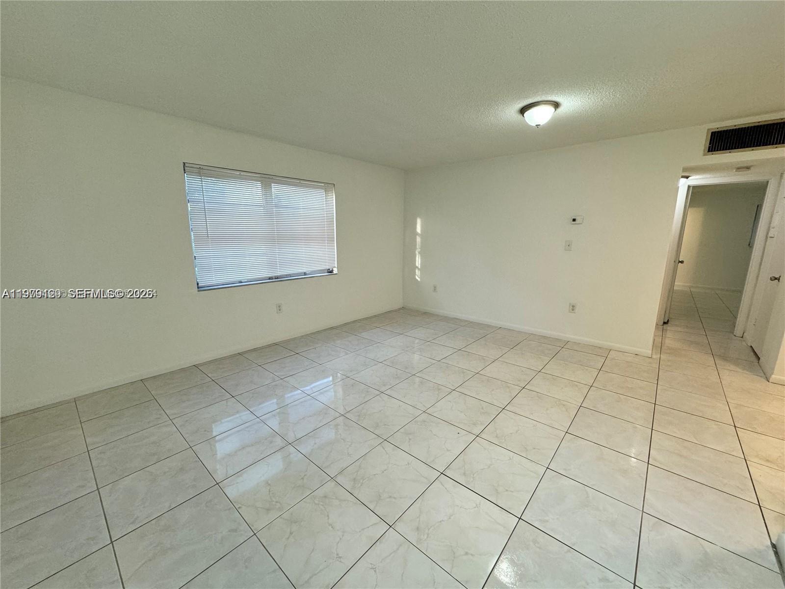 JEFFERSON CONDO OF HOLLYW - Residential