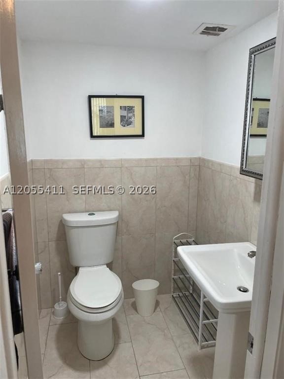 TIFFANY GARDENS WEST COND - Residential Lease