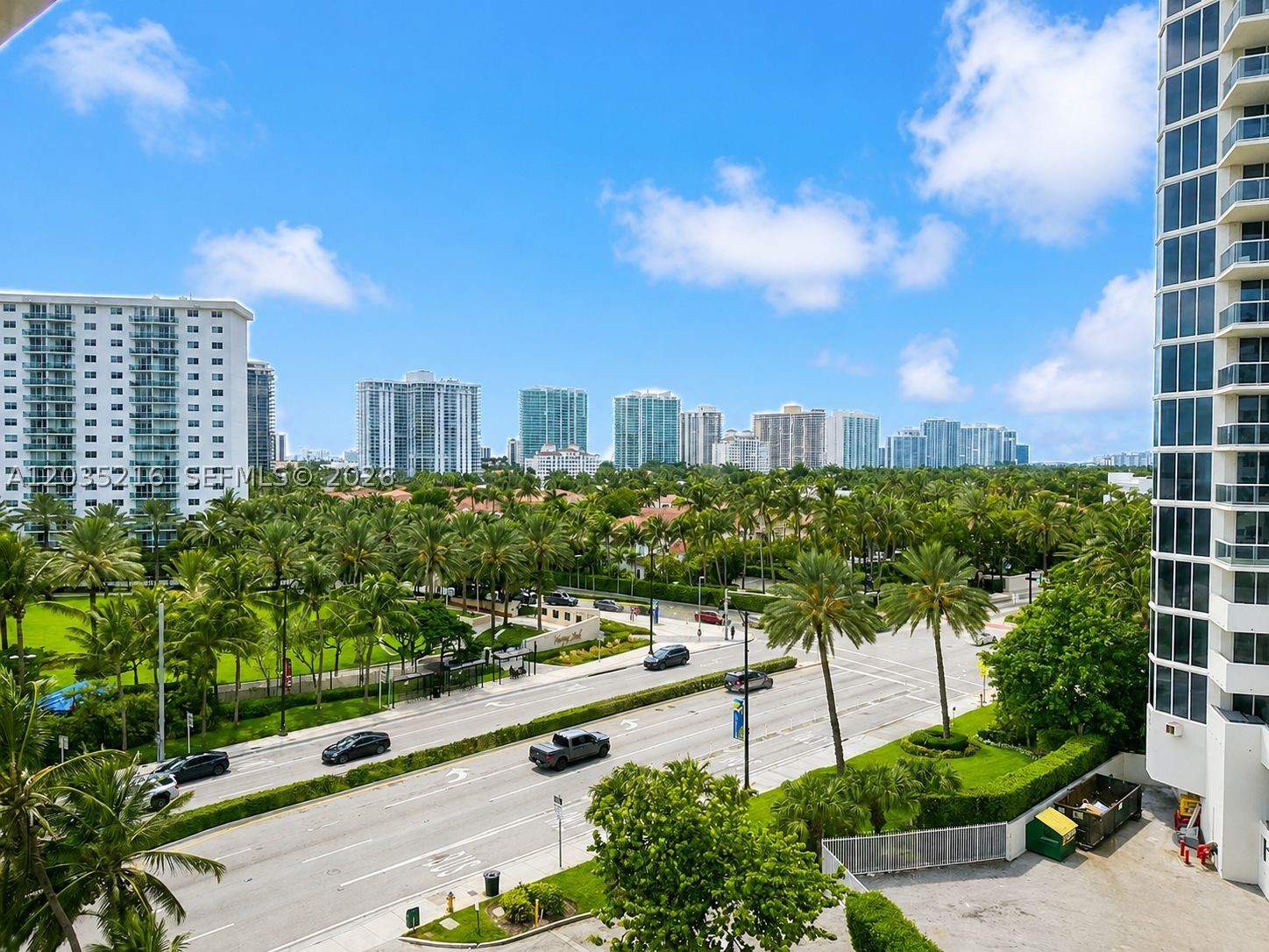 THE AVENTURA BEACH CLUB C - Residential