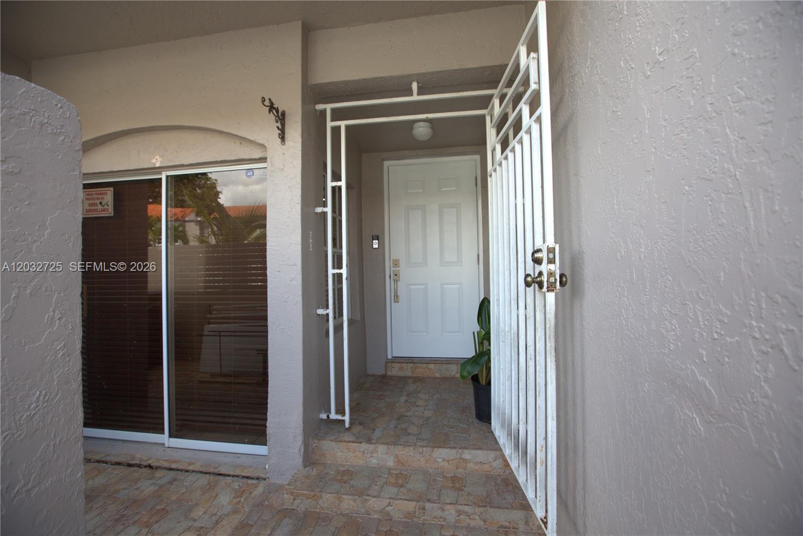 SUNSET HARBOUR SEC IV - Residential Lease