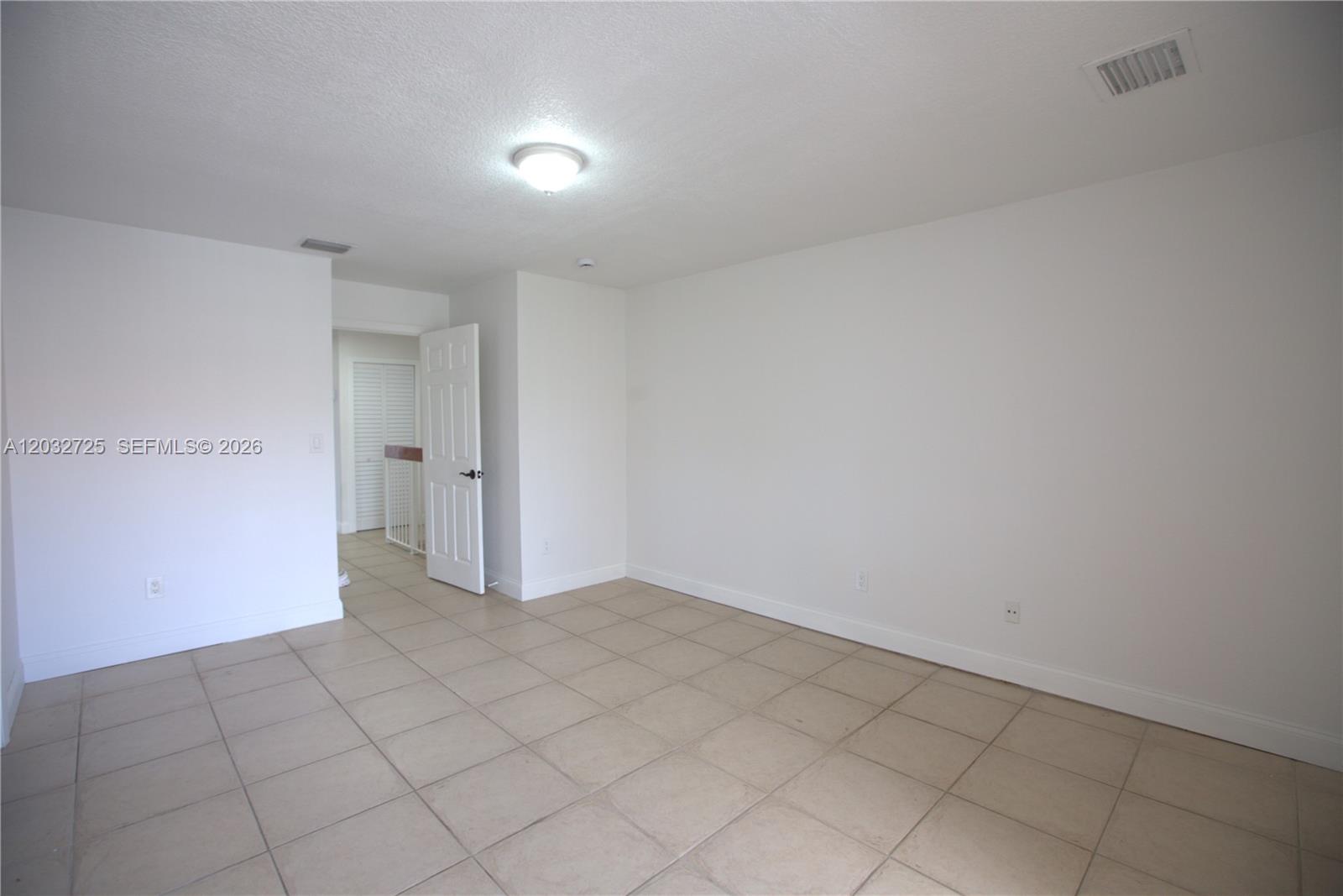 SUNSET HARBOUR SEC IV - Residential Lease