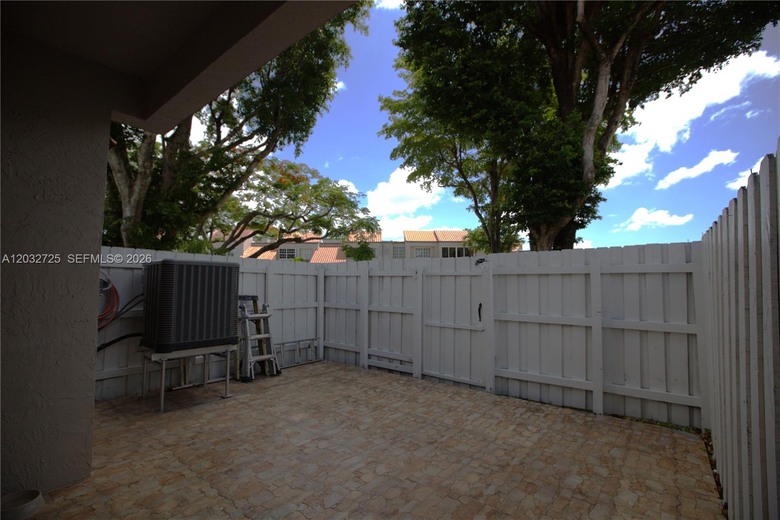 SUNSET HARBOUR SEC IV - Residential Lease