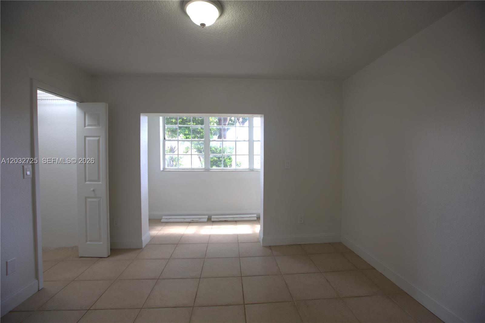 SUNSET HARBOUR SEC IV - Residential Lease