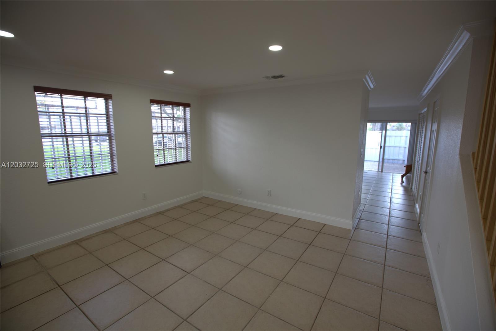 SUNSET HARBOUR SEC IV - Residential Lease