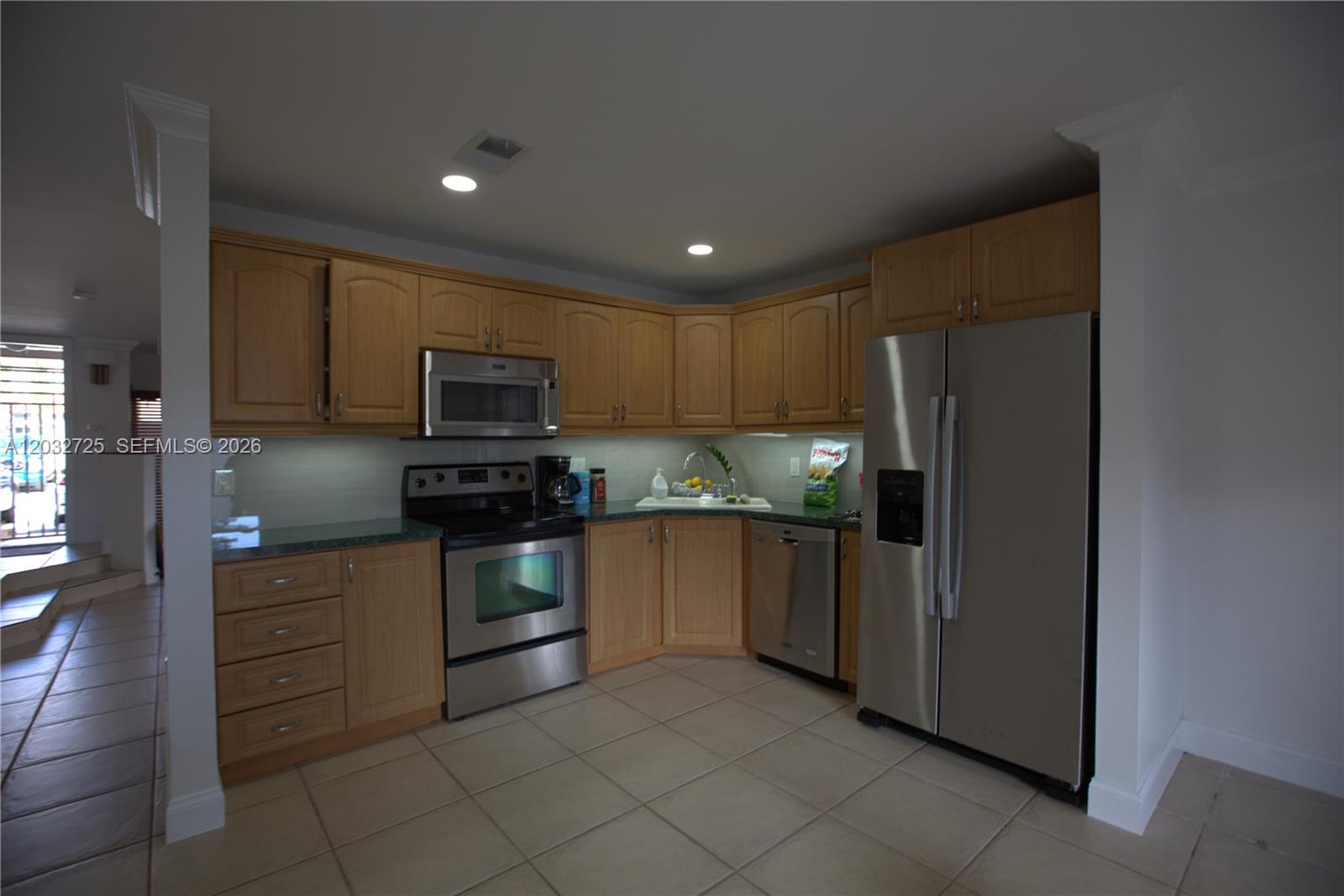 SUNSET HARBOUR SEC IV - Residential Lease