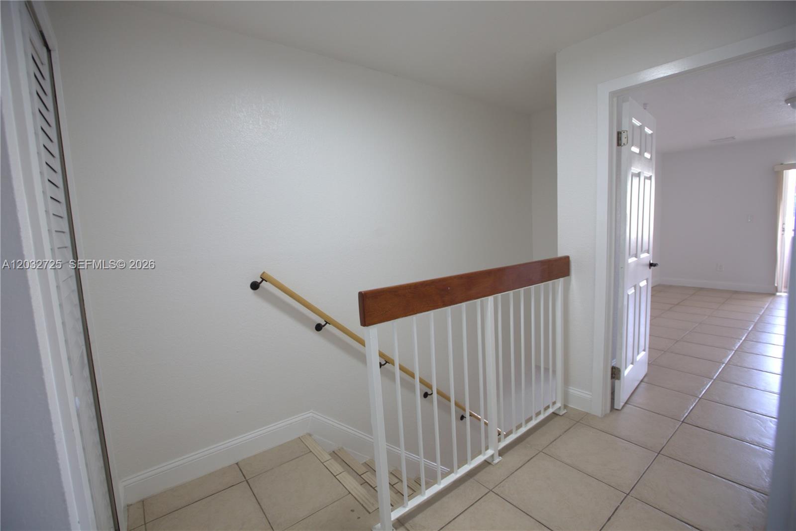 SUNSET HARBOUR SEC IV - Residential Lease