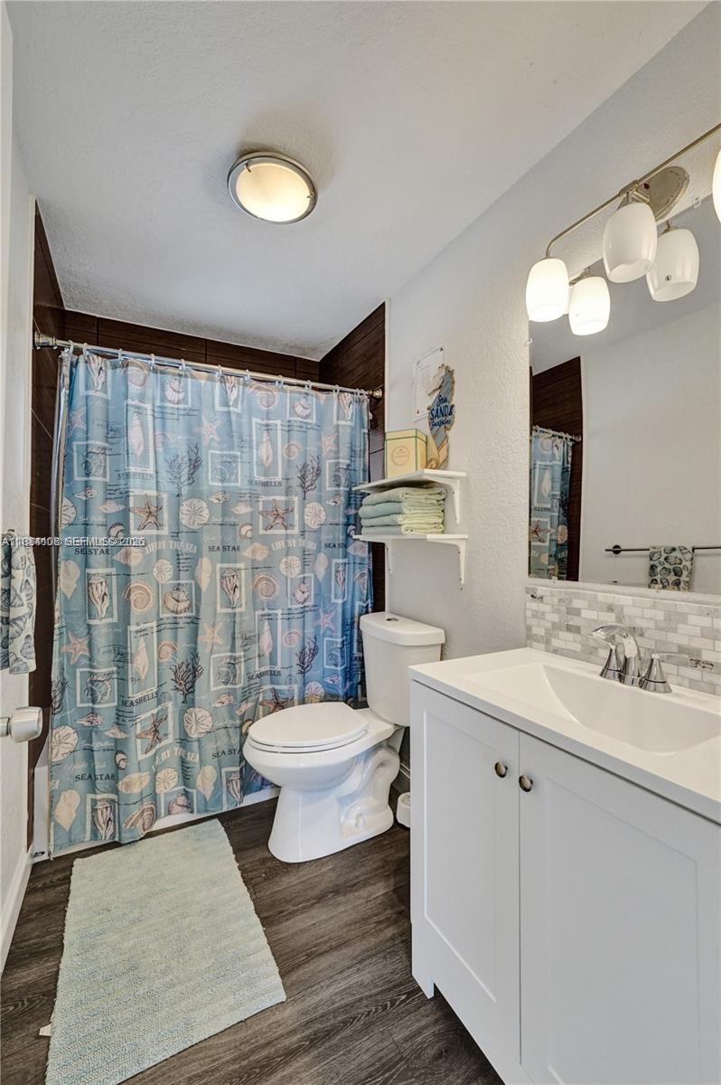 DAVIS ISLES SEC 5 - Residential