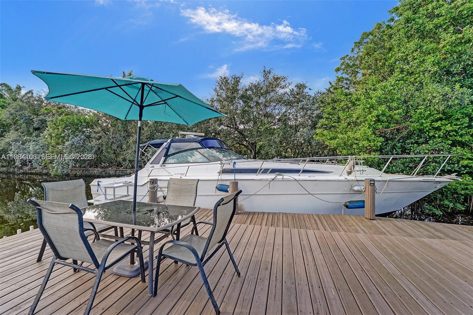 DAVIS ISLES SEC 5 - Residential