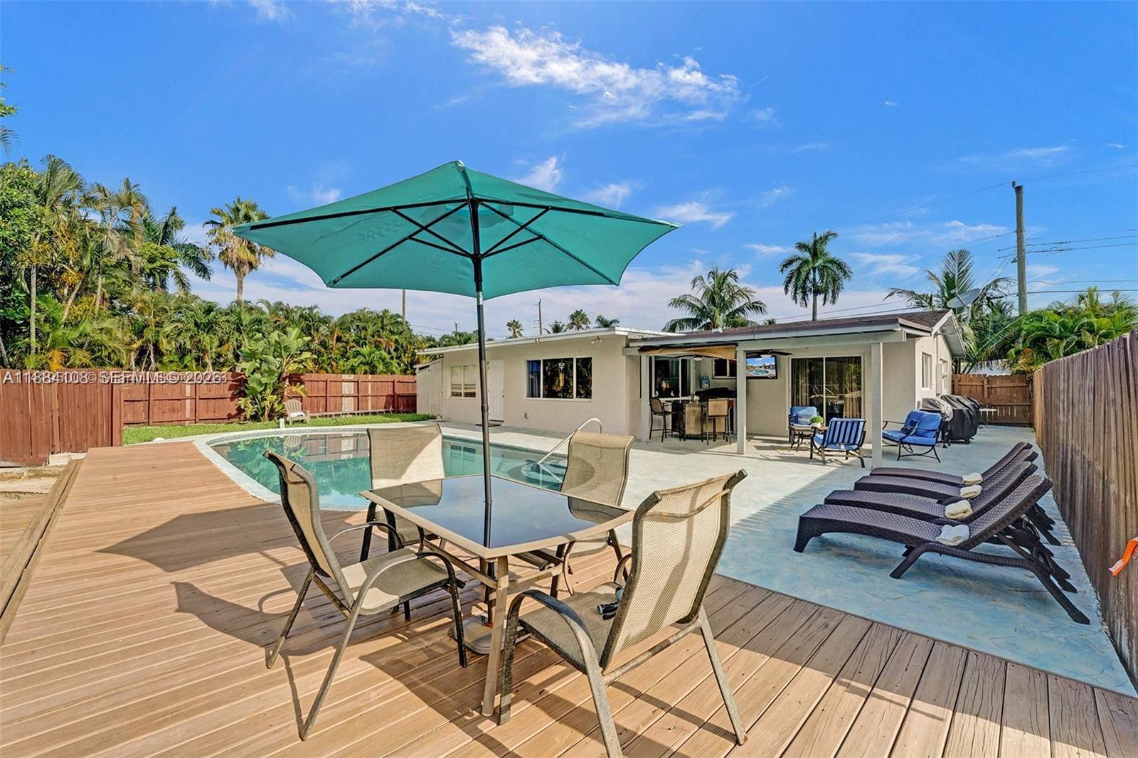 DAVIS ISLES SEC 5 - Residential