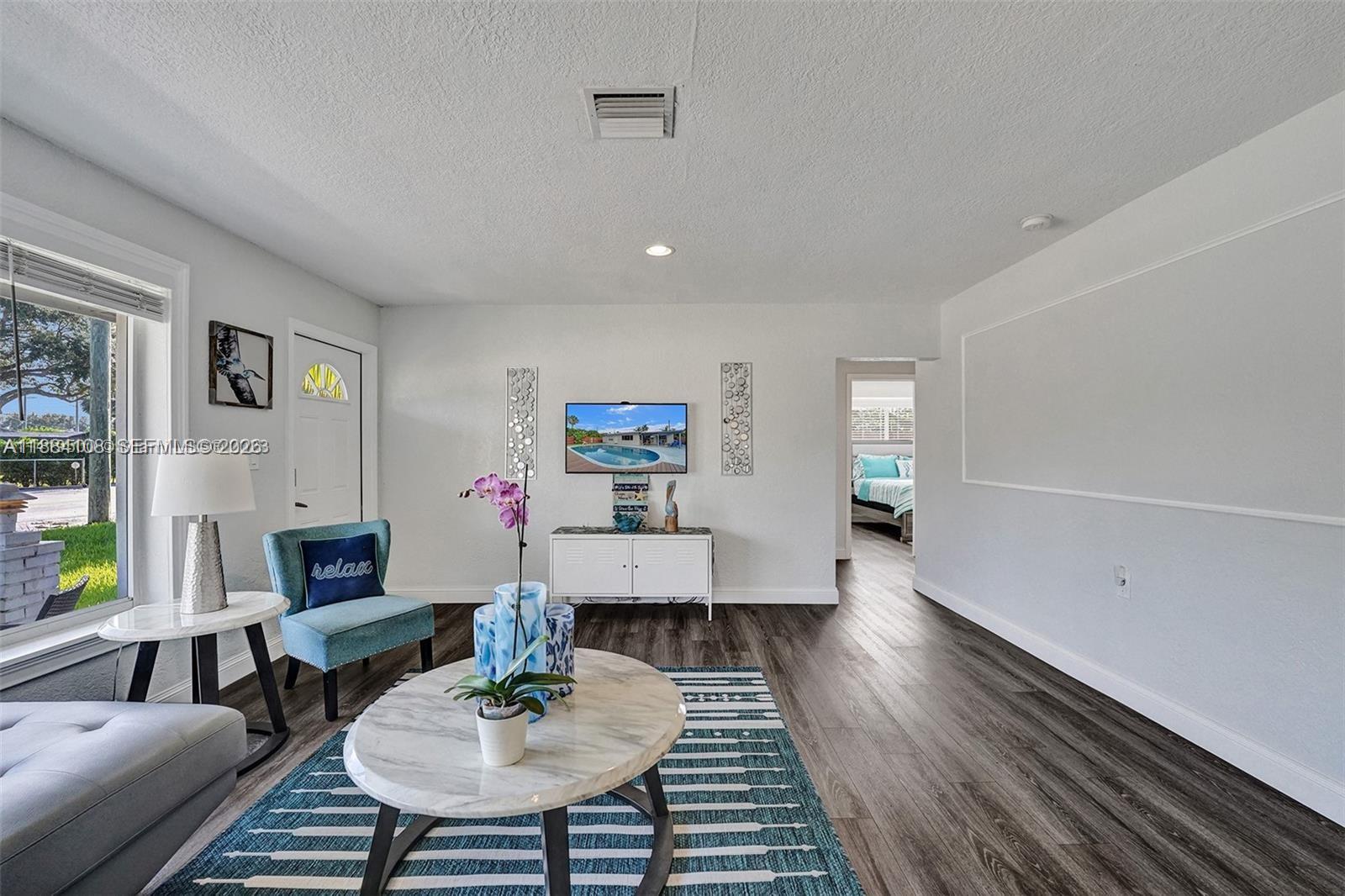 DAVIS ISLES SEC 5 - Residential