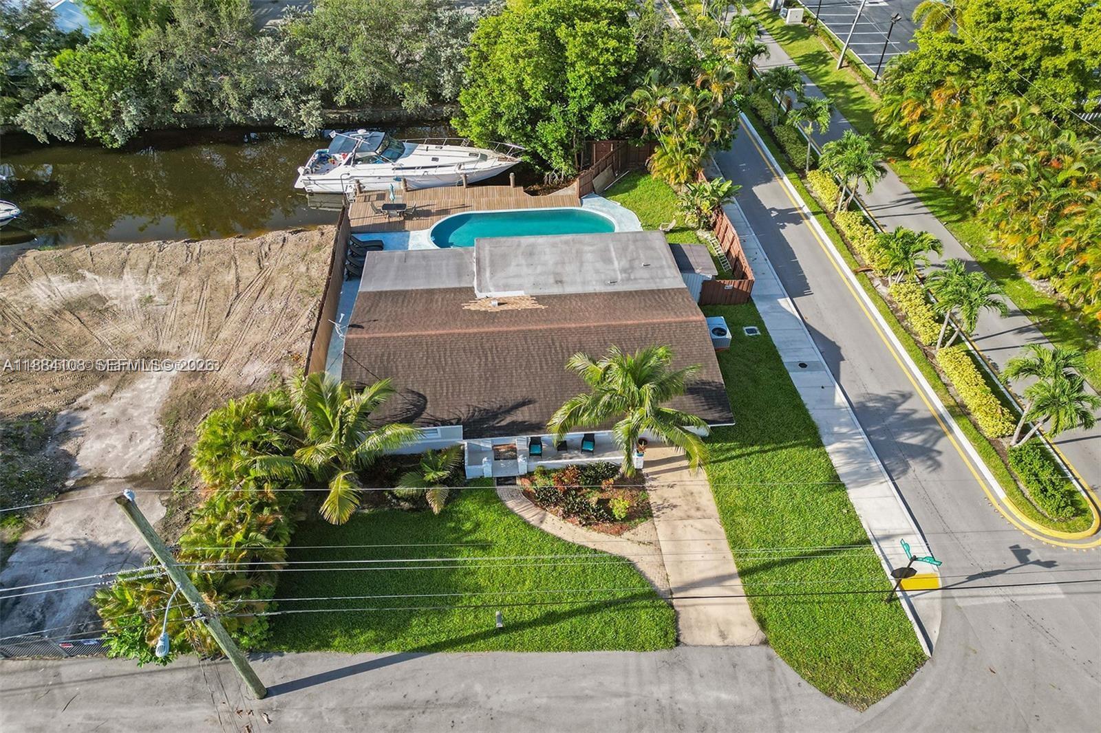 DAVIS ISLES SEC 5 - Residential