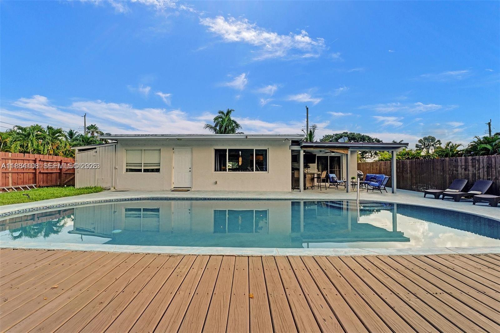DAVIS ISLES SEC 5 - Residential