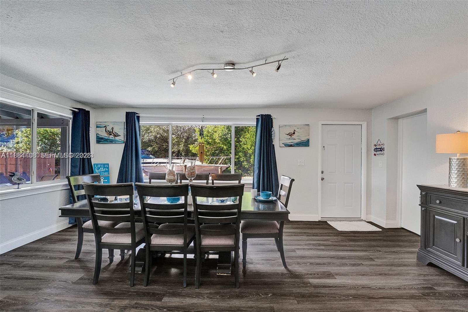 DAVIS ISLES SEC 5 - Residential