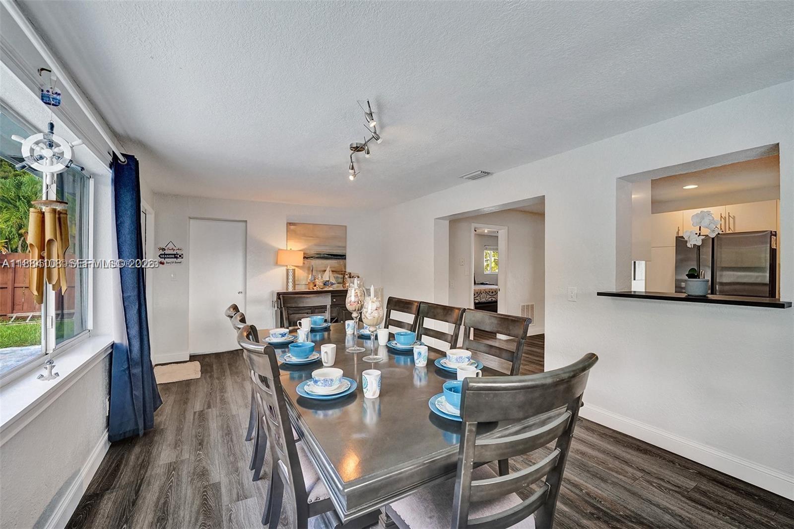 DAVIS ISLES SEC 5 - Residential