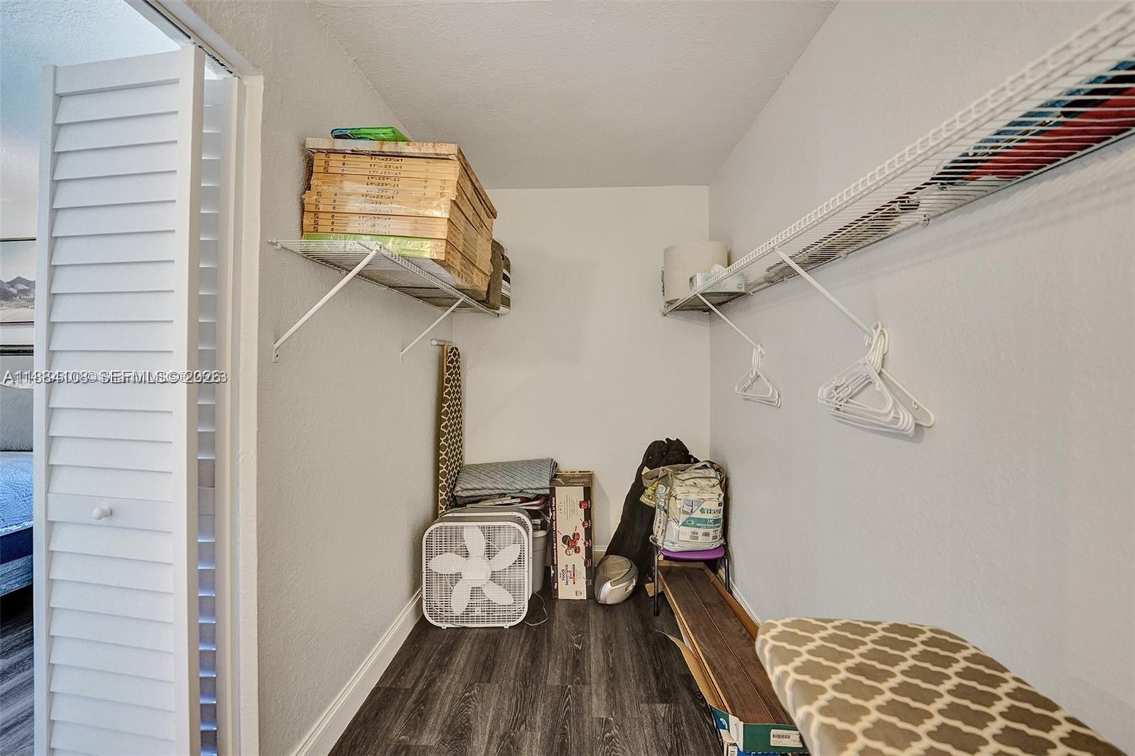 DAVIS ISLES SEC 5 - Residential