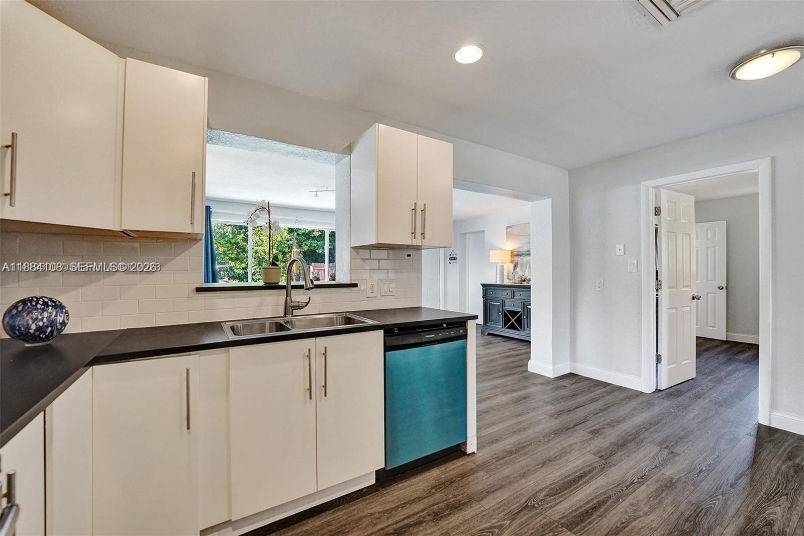 DAVIS ISLES SEC 5 - Residential