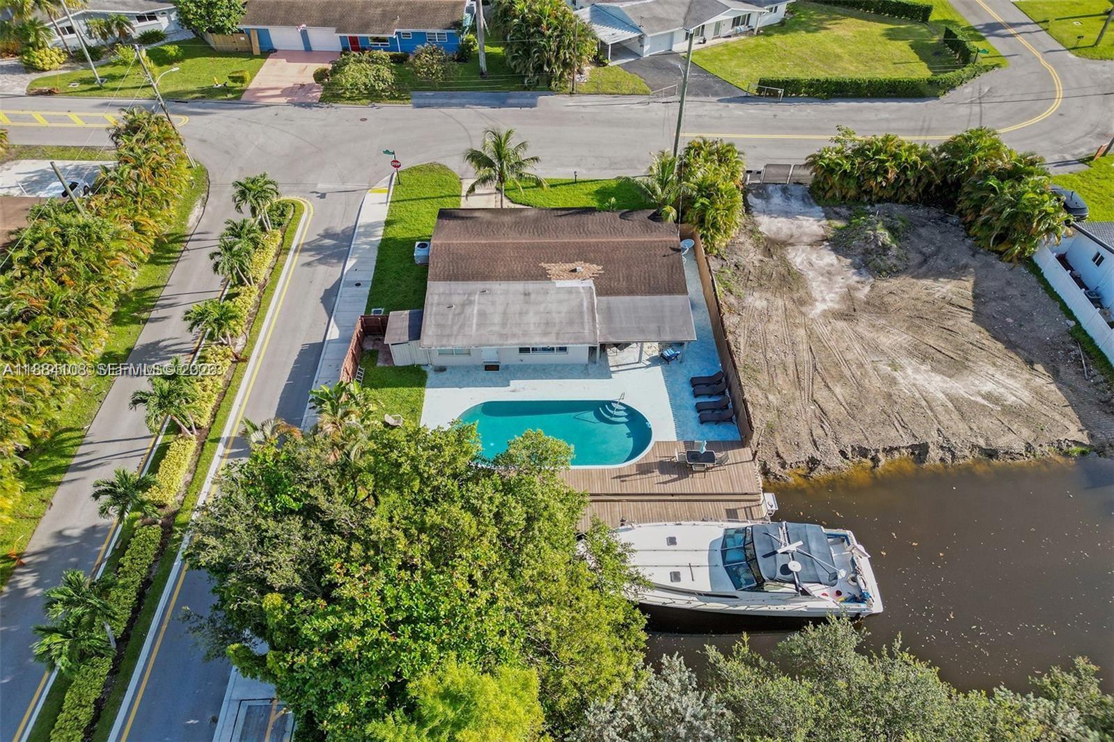 DAVIS ISLES SEC 5 - Residential