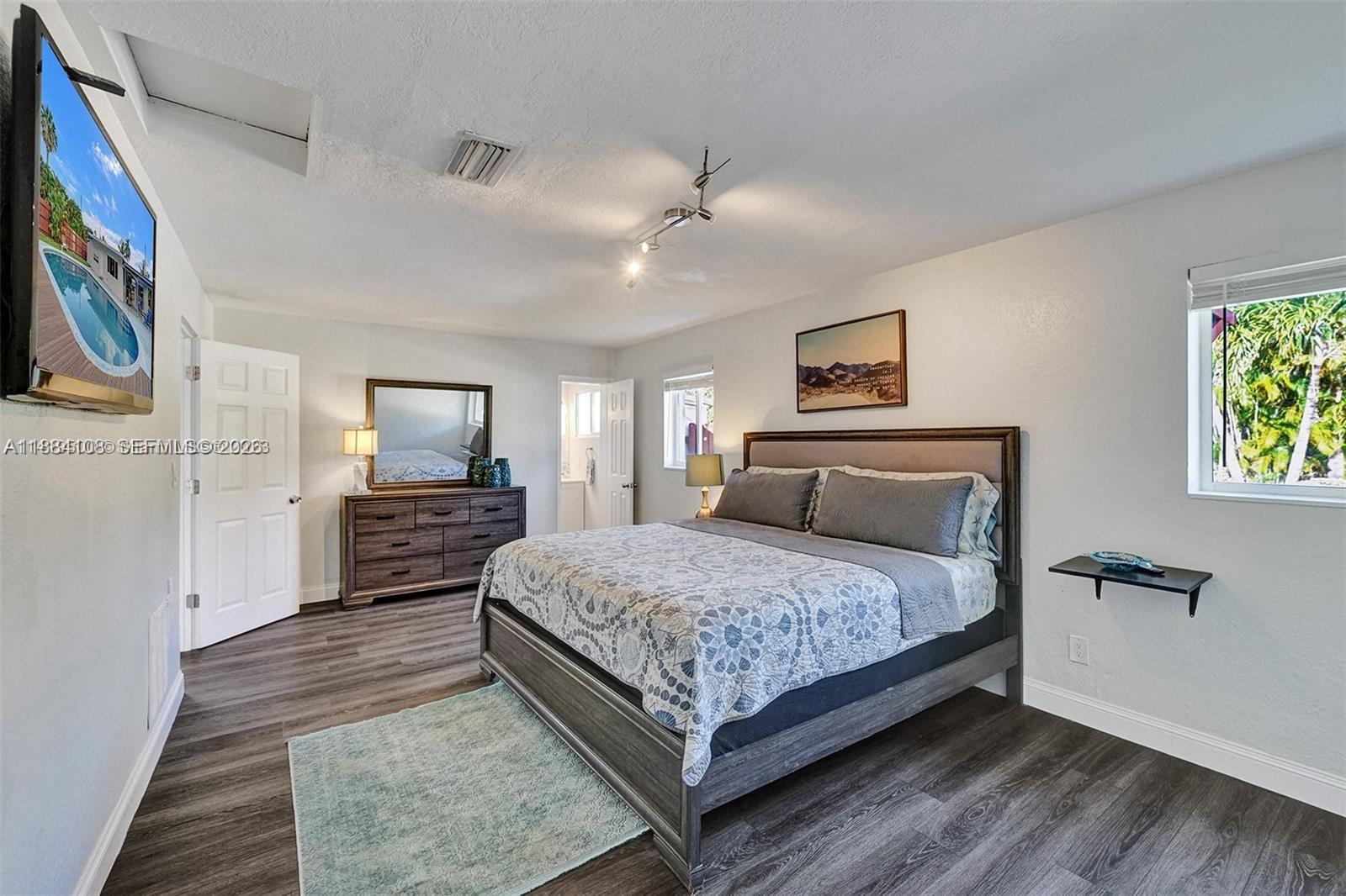DAVIS ISLES SEC 5 - Residential
