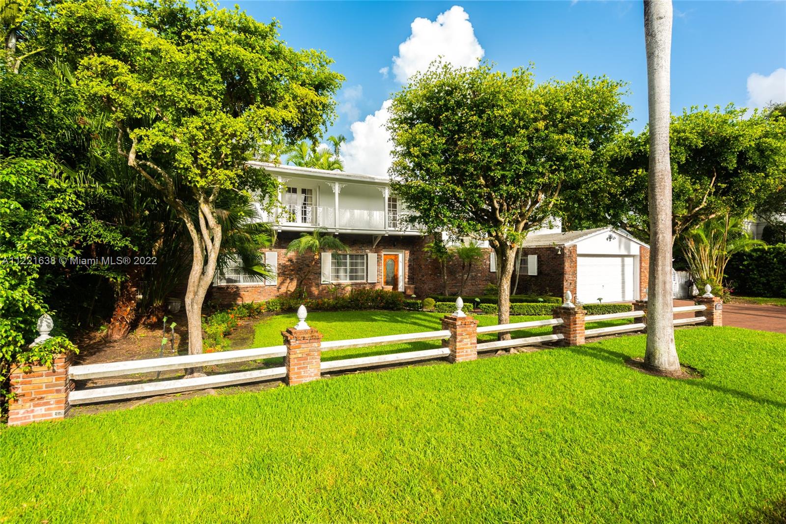 LA GORCE ISLAND - Residential