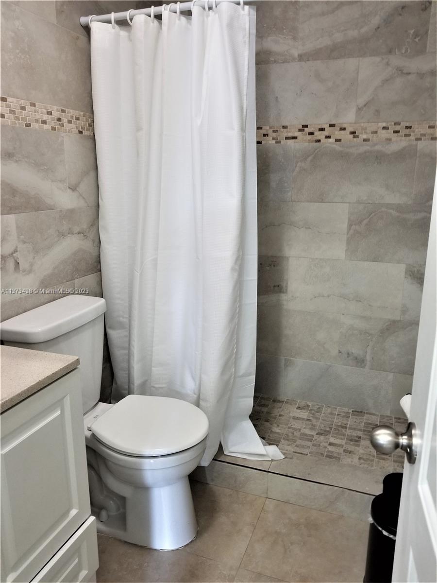 GRAPELAND HGTS - Residential Lease