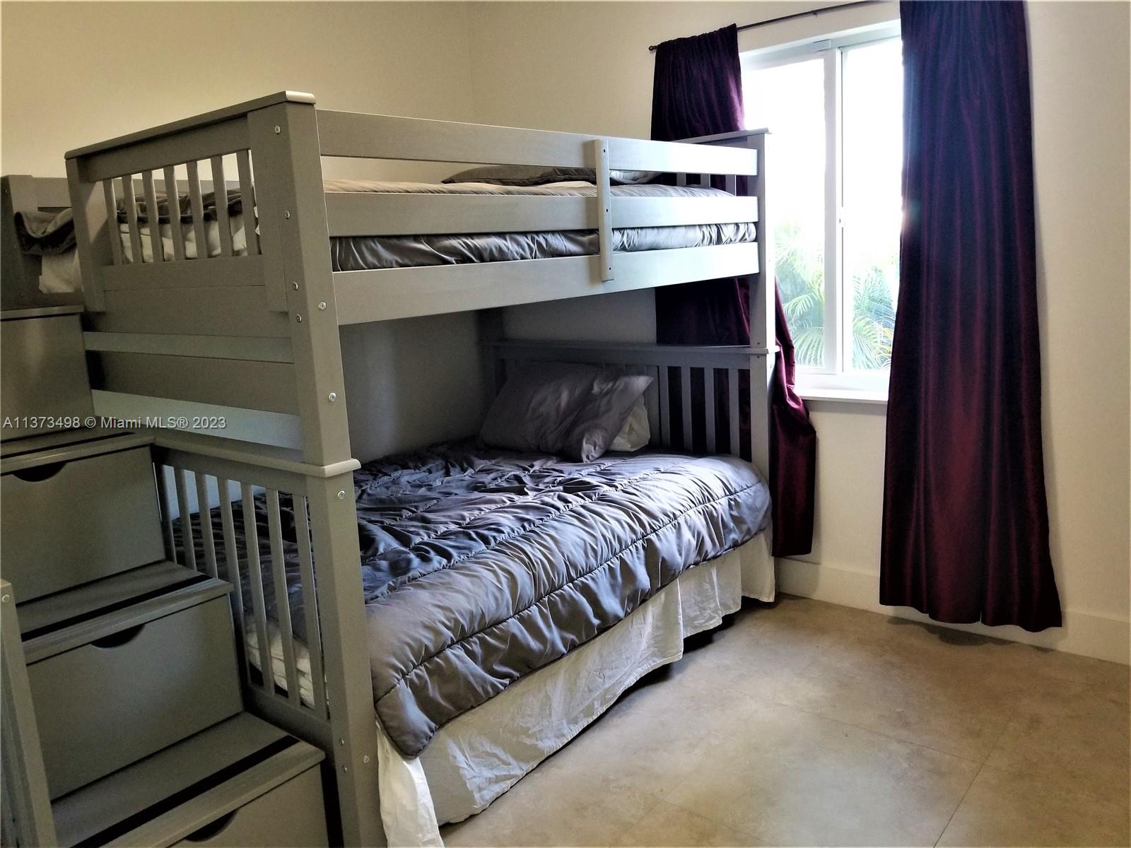GRAPELAND HGTS - Residential Lease