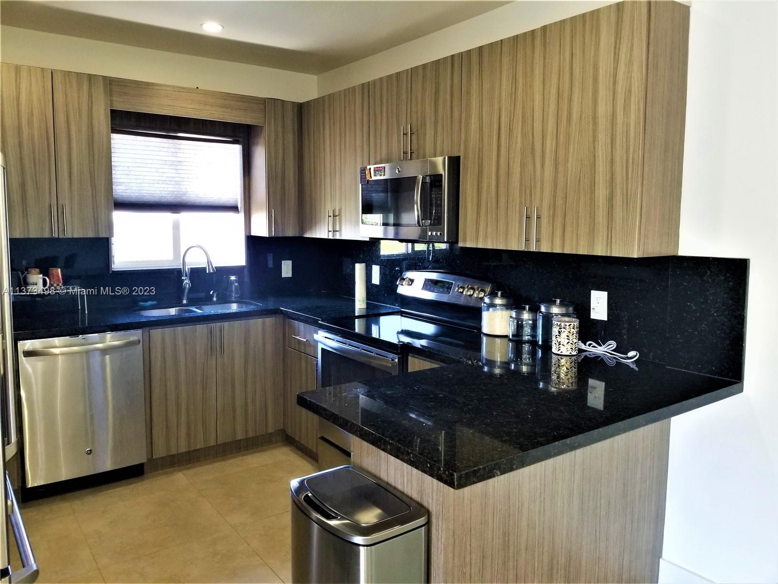 GRAPELAND HGTS - Residential Lease