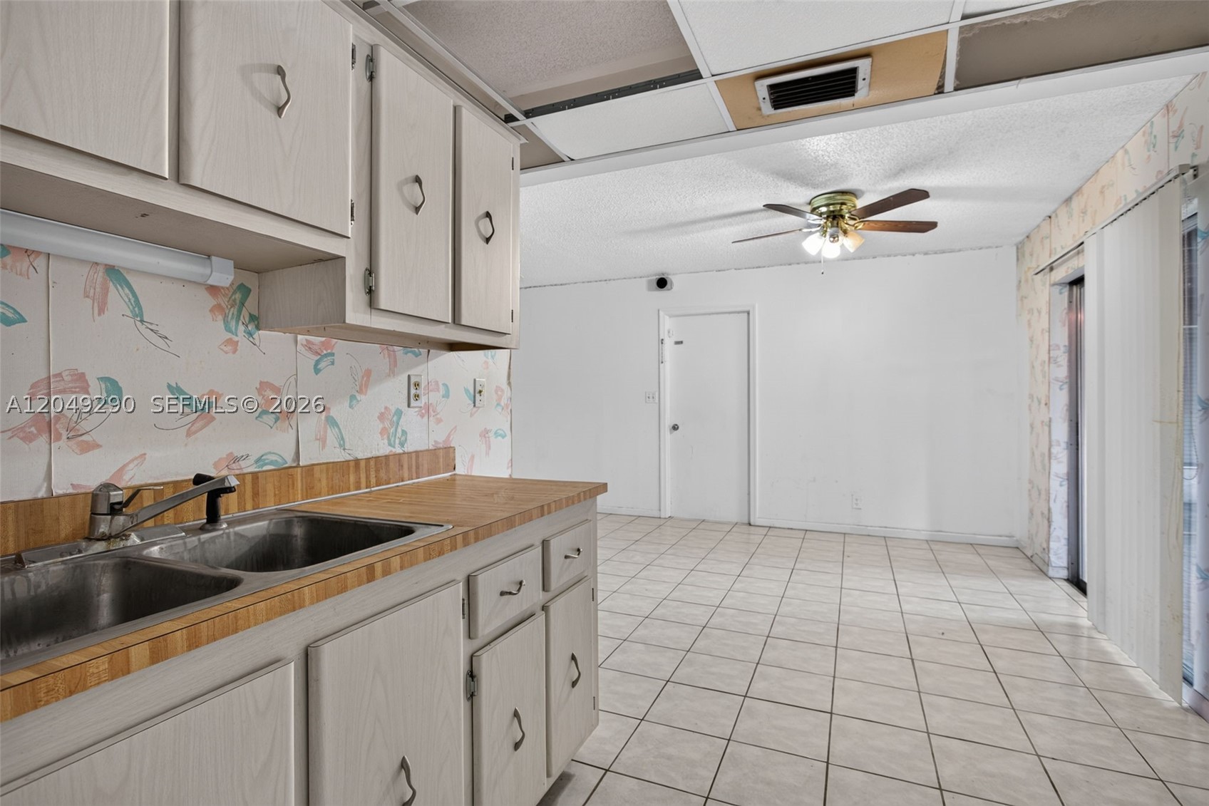 NORTH LAUDERDALE VILLAGE - Residential