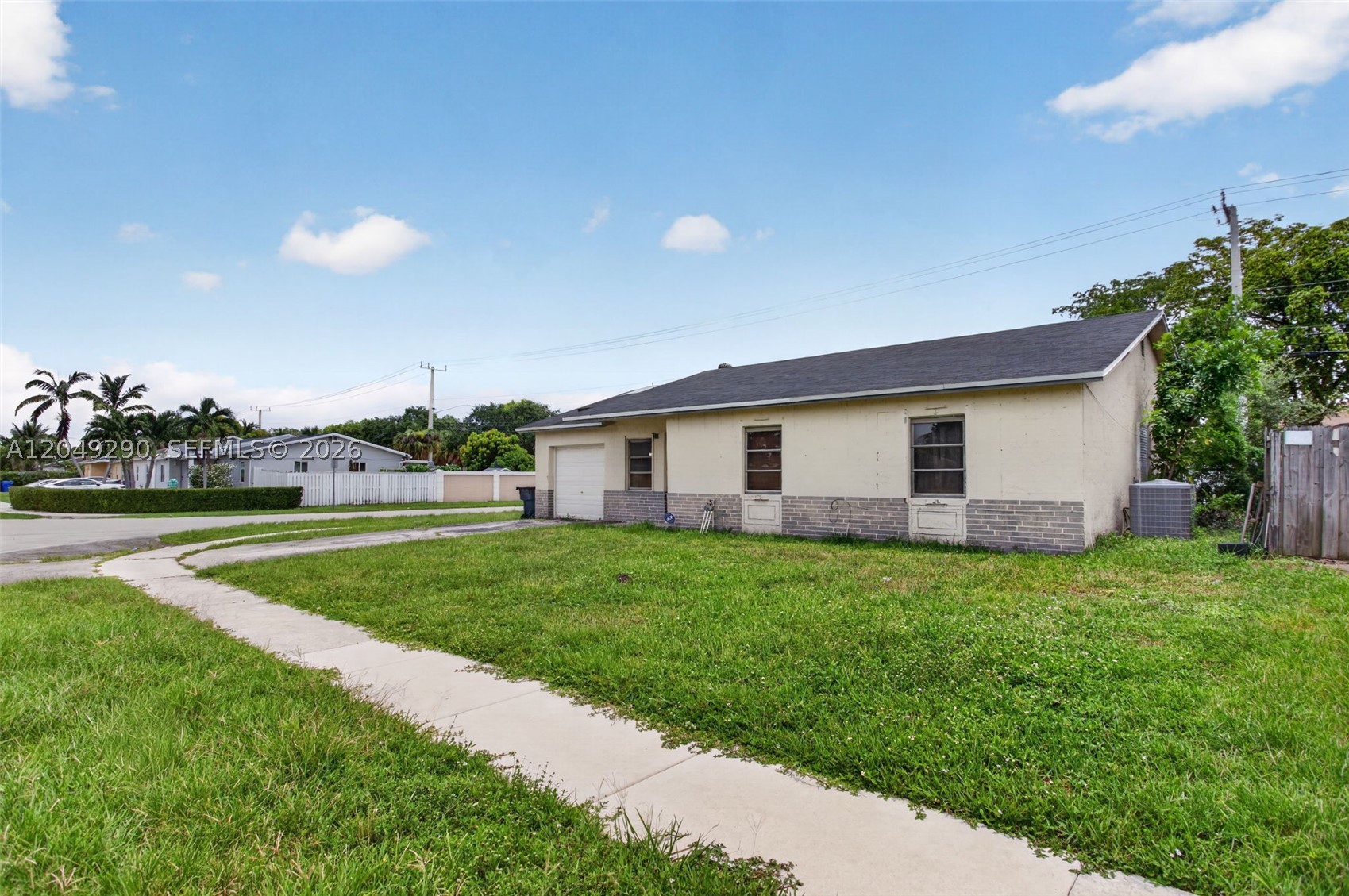NORTH LAUDERDALE VILLAGE - Residential