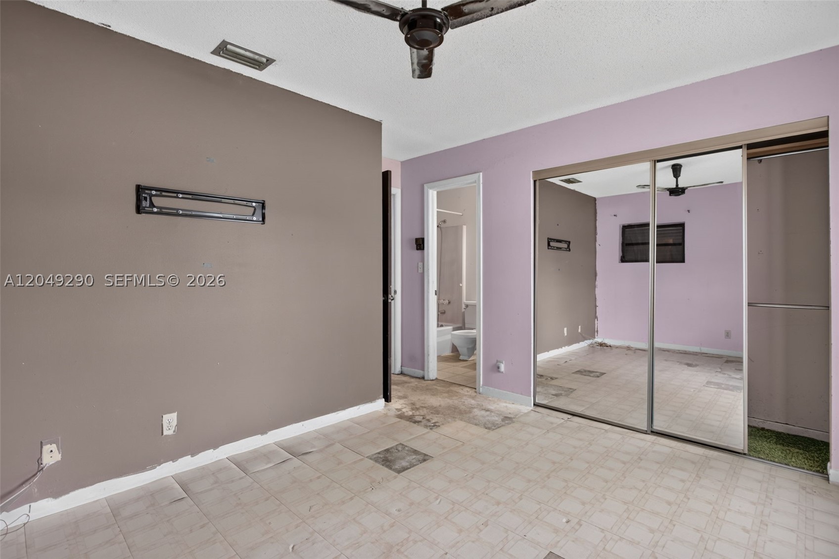 NORTH LAUDERDALE VILLAGE - Residential