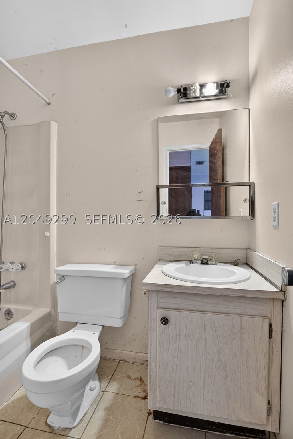 NORTH LAUDERDALE VILLAGE - Residential