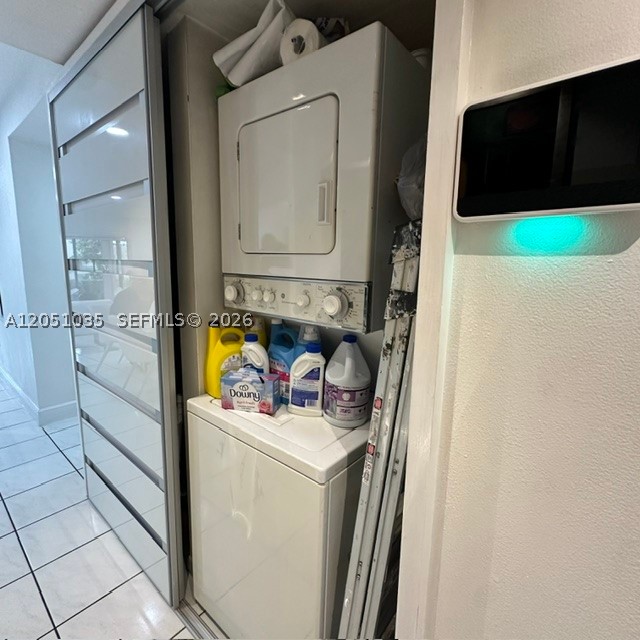 PINE LAKE VILLAGE CONDO - Residential Lease