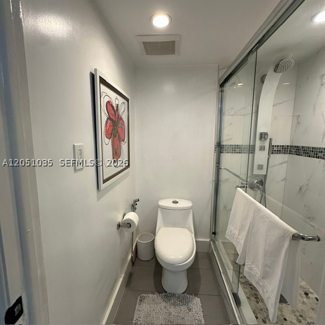 PINE LAKE VILLAGE CONDO - Residential Lease