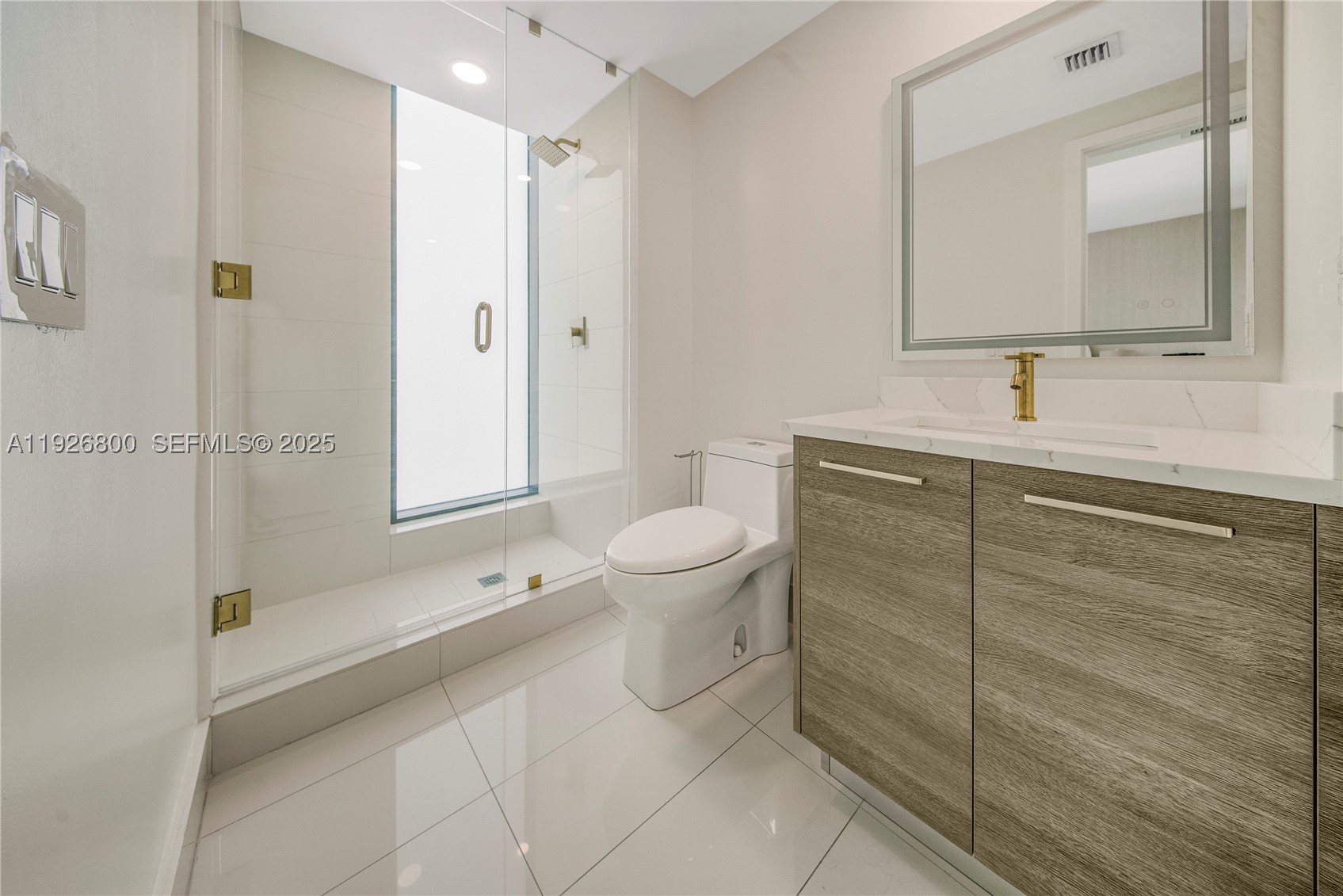 Paraiso Bay Condo - Residential
