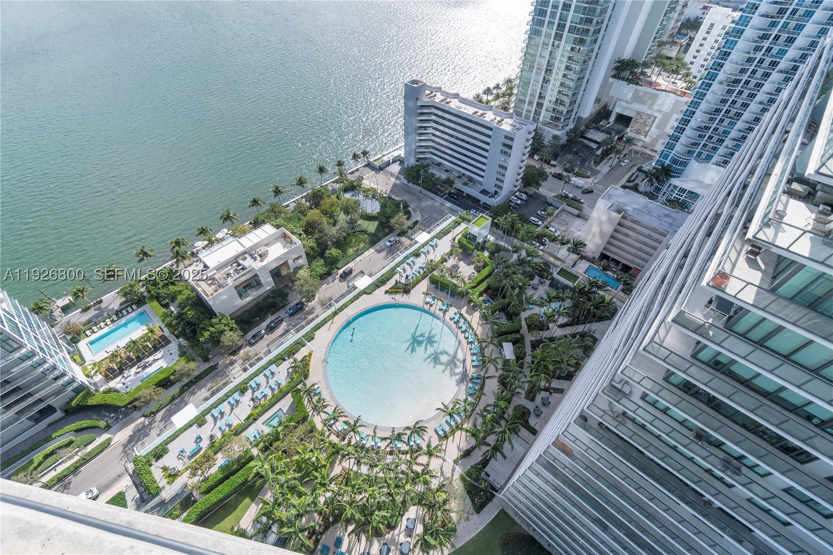 Paraiso Bay Condo - Residential
