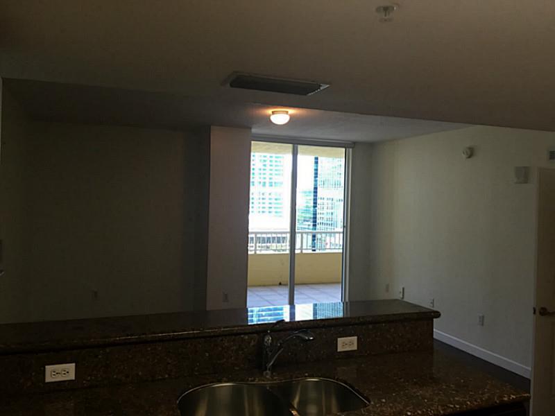 THE SAIL CONDO - Residential Lease