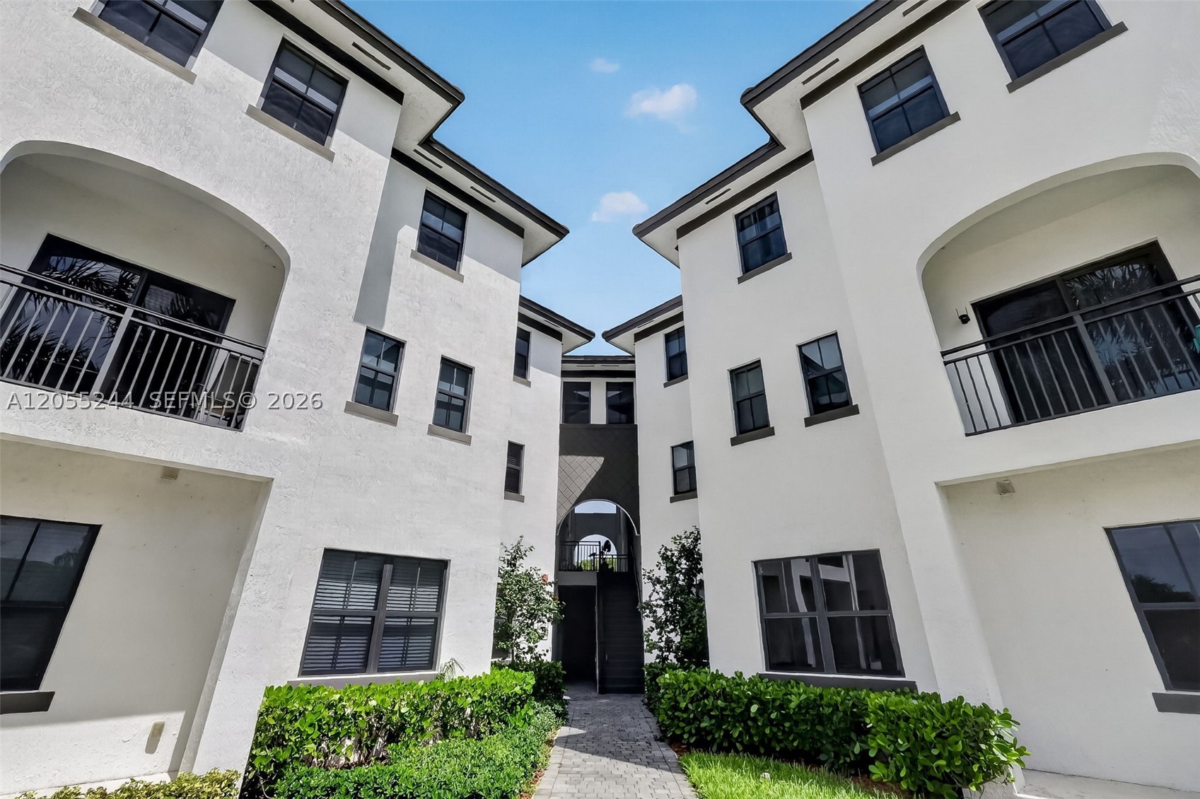 CENTURY PARK SOUTH - Residential