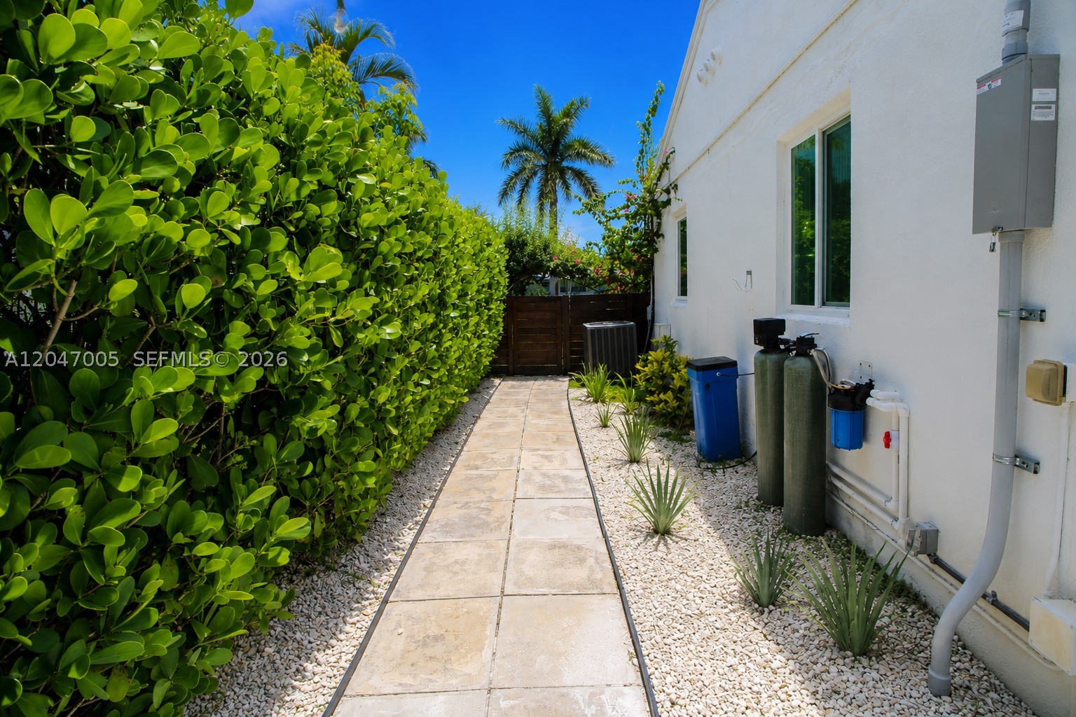 MIAMI SHORES EXTENSION - Residential