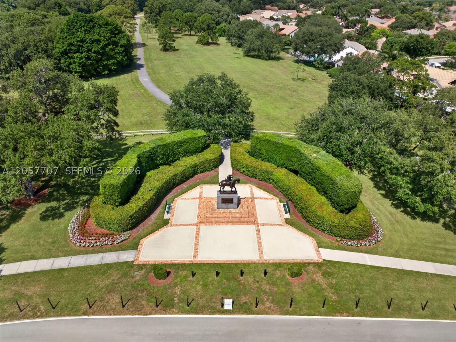 FOREST RIDGE CLUSTER HOME - Residential