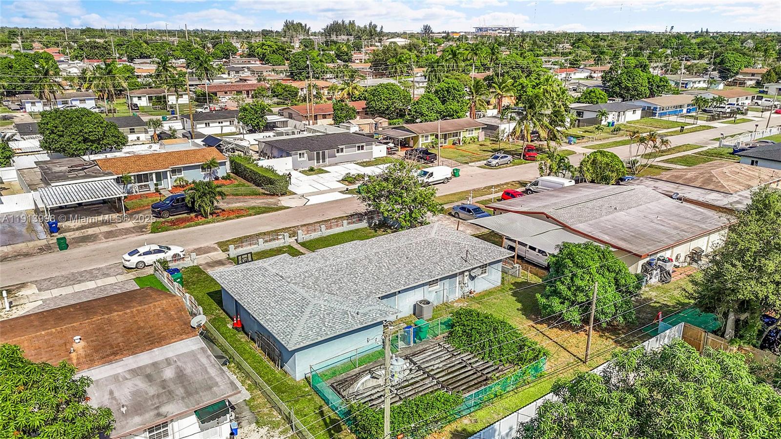 CAROL CITY - Residential