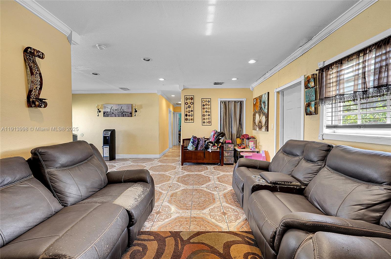CAROL CITY - Residential