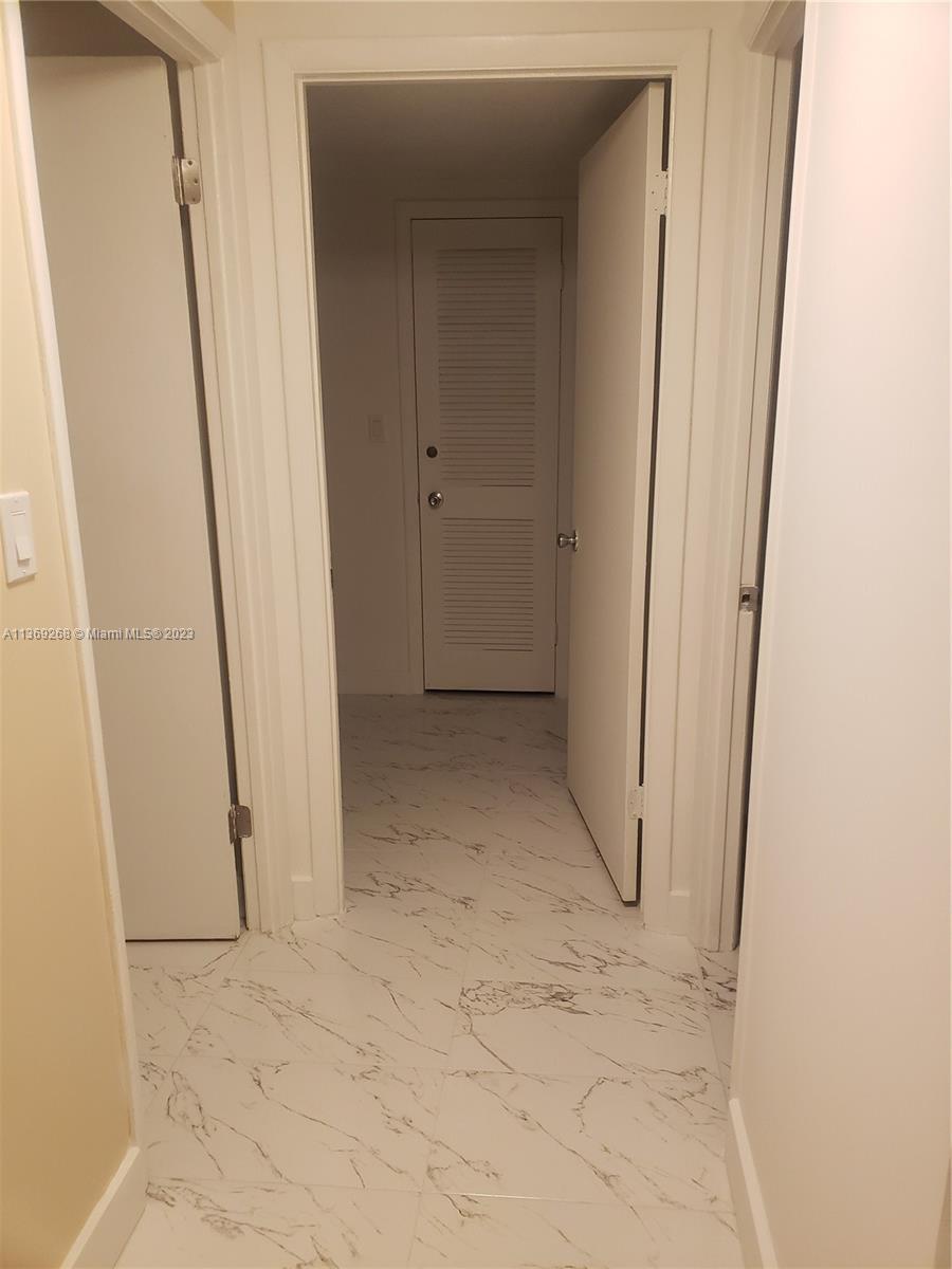 CANONGATE CONDO NO ONE - Residential