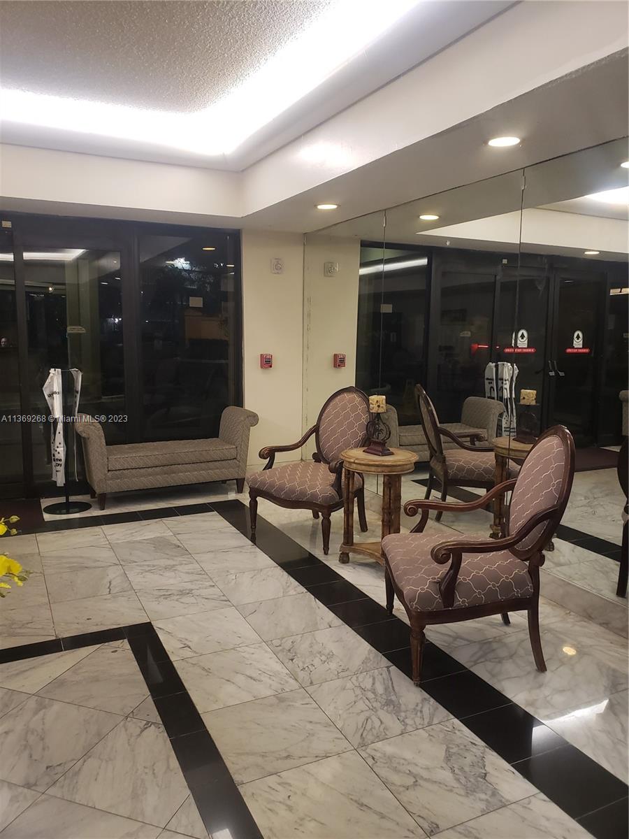 CANONGATE CONDO NO ONE - Residential