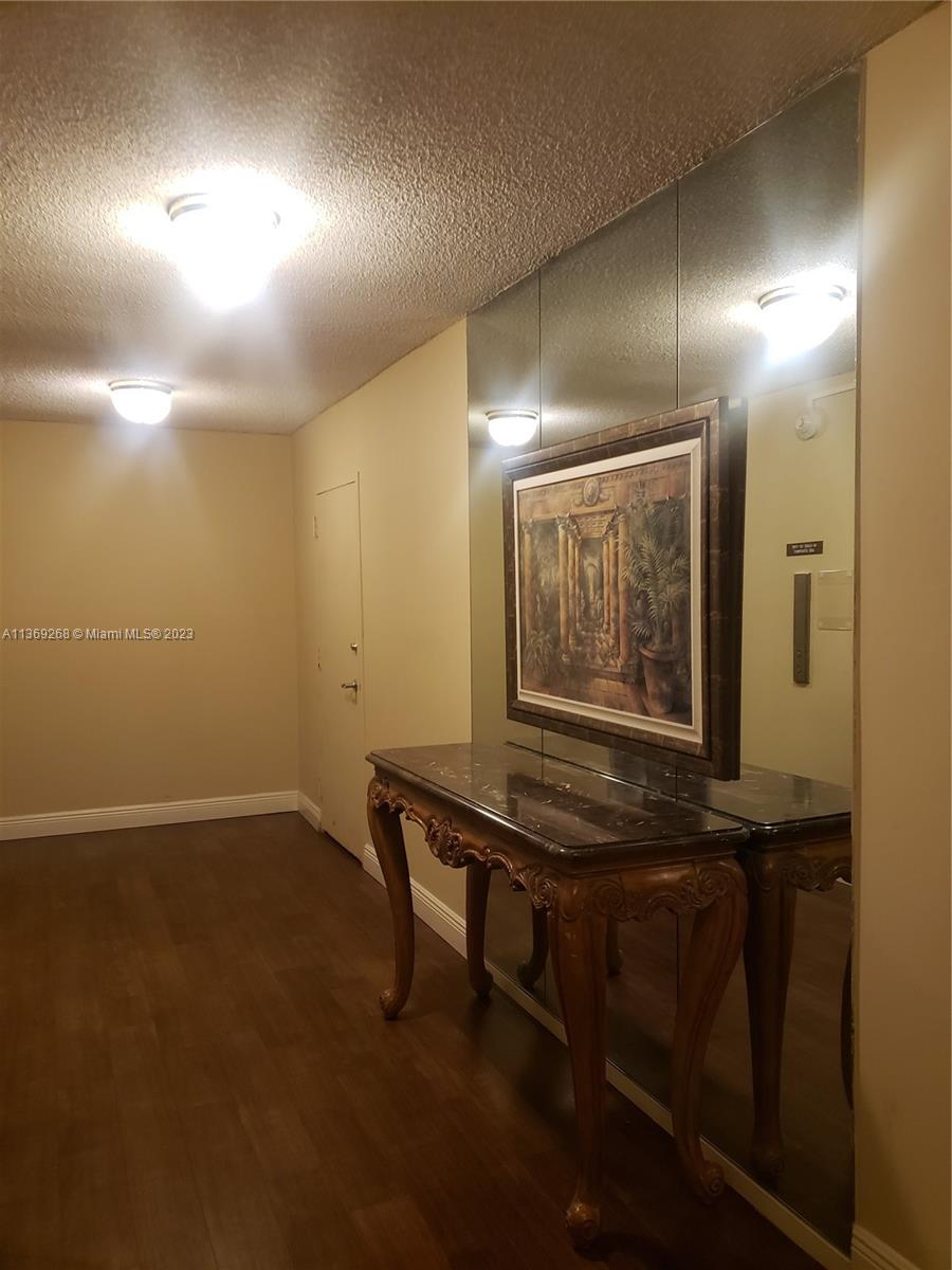 CANONGATE CONDO NO ONE - Residential