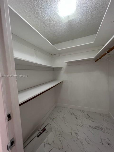 CANONGATE CONDO NO ONE - Residential