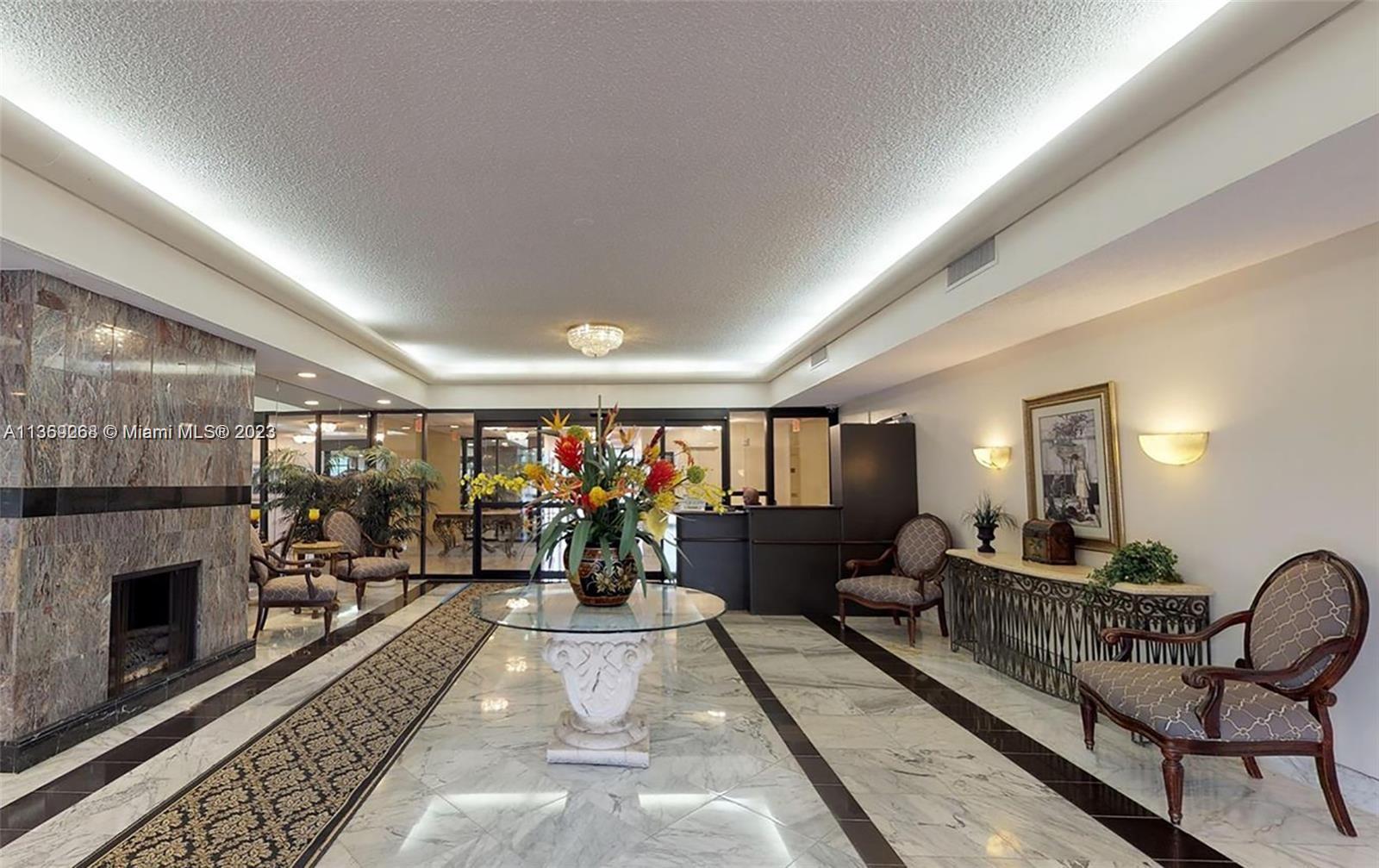 CANONGATE CONDO NO ONE - Residential