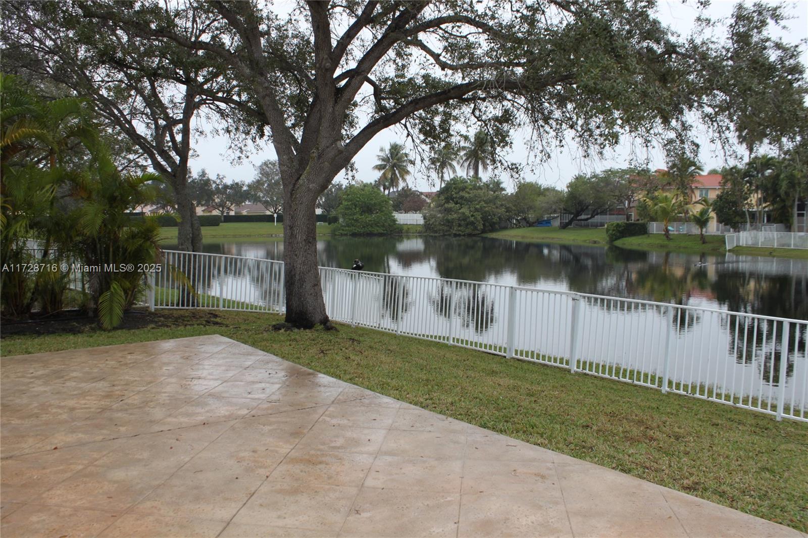 AMERITRAIL SECTION III - Residential Lease