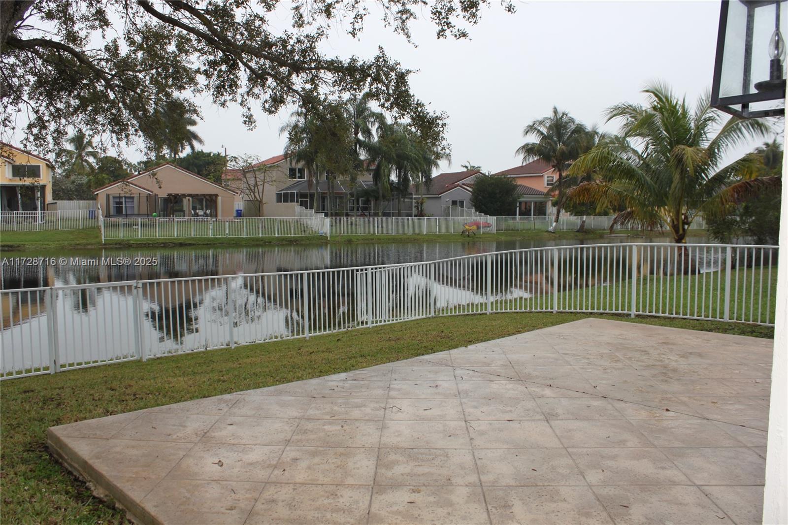 AMERITRAIL SECTION III - Residential Lease